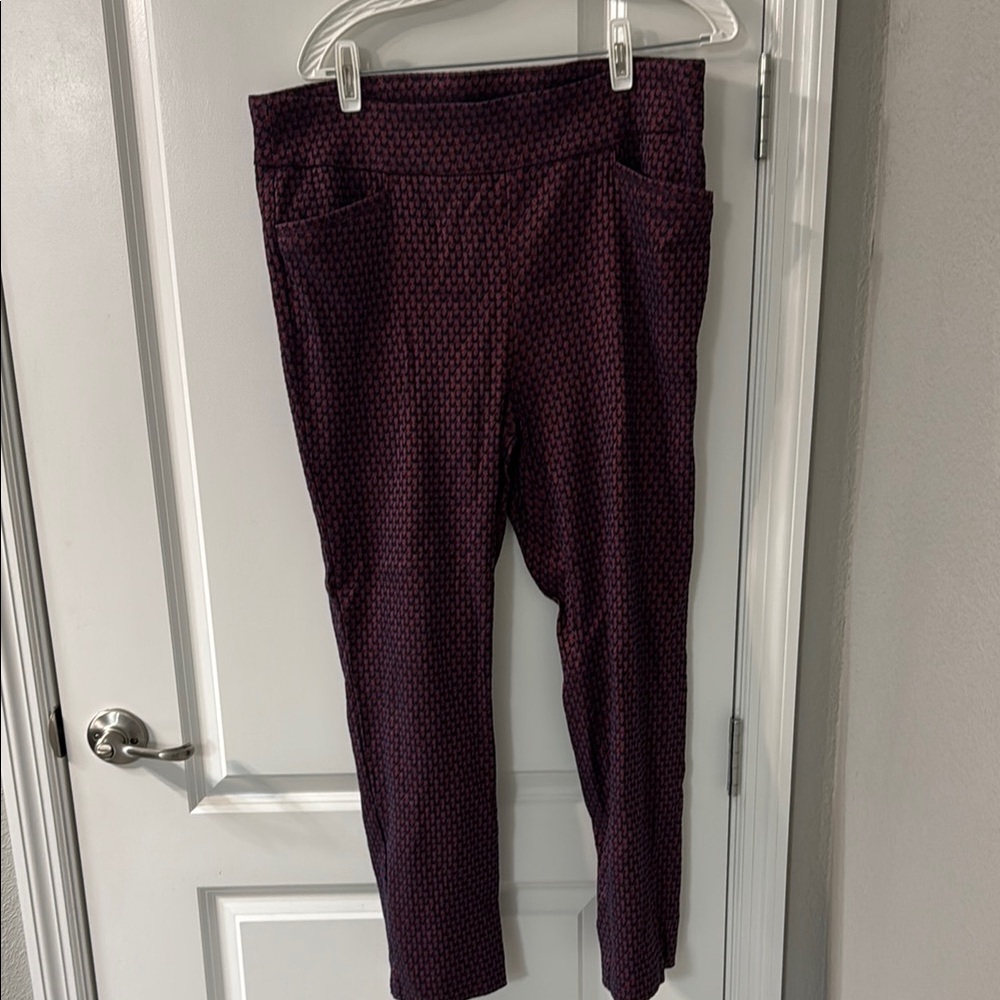 Chicos Purple Patterned Pants